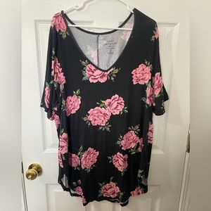 Torrid Super Soft Floral Flower top size 3 Plus Size